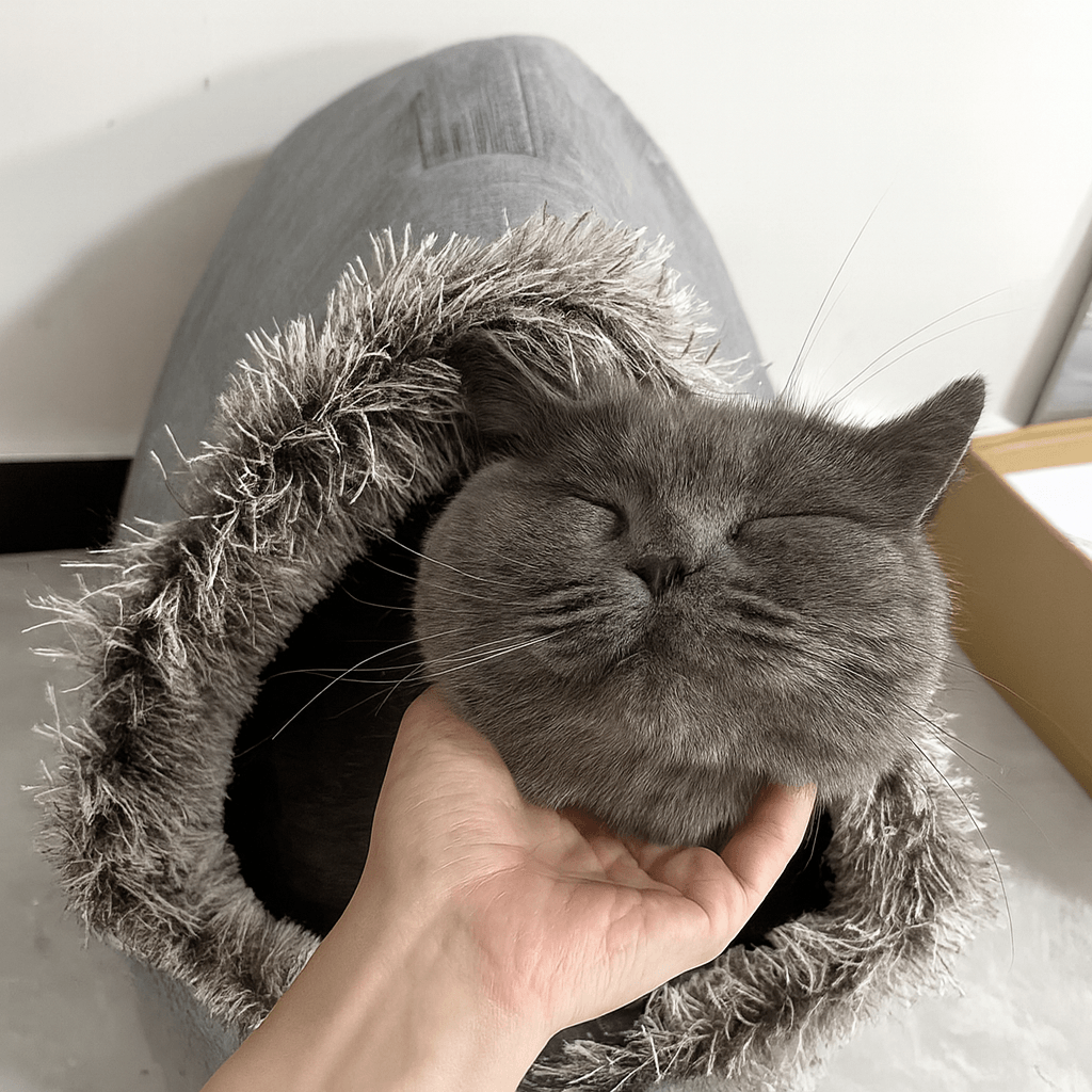 Norillo™ - Insulated Winter Bed for Cat & Dog